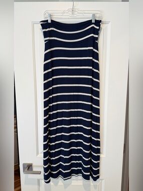 Striped Navy and White Skirt